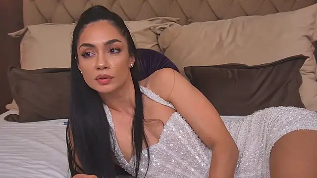 VivienneStark Adlı Modelin Canlı XXX Sohbeti
