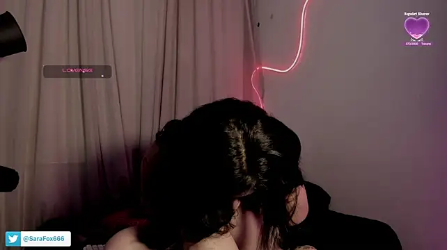 Sara_Foxx1 现场XXX聊天