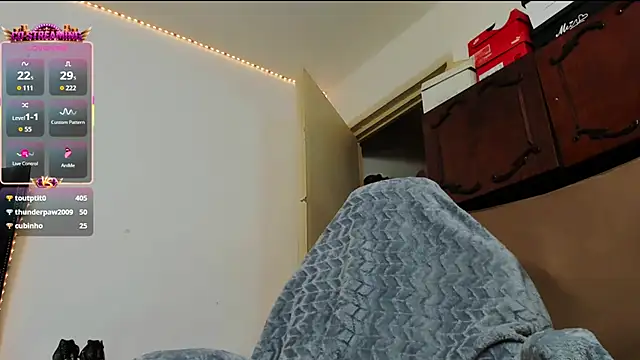 Hot_Falling_Devil's Live XXX Chat