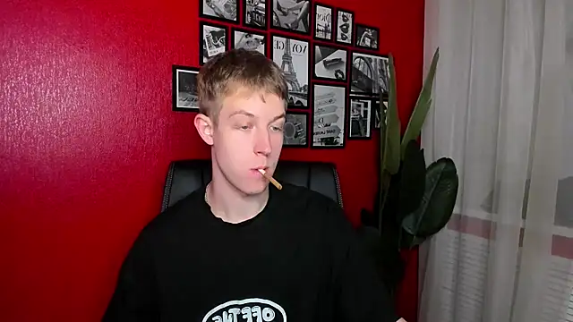 Czat XXX na żywo – Dylan_Norton
