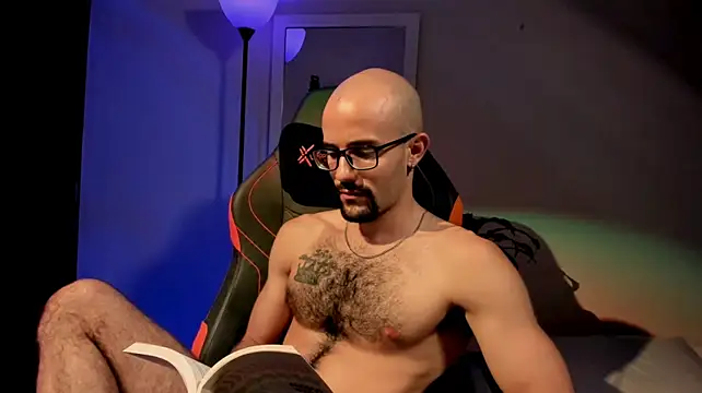 LarryGarzon's Live XXX Chat