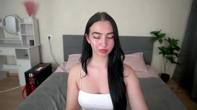 Živý XXX chat WildKittenX_