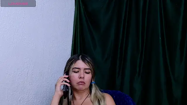 AmyTexas' Live XXX Chat