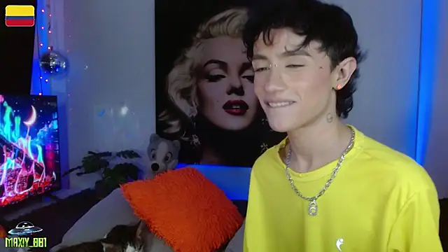Chatroom XXX en direct de maxiy_001