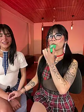 -Brittanny Chat XXX in diretta