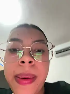 Adri_zuのライブXXXチャット