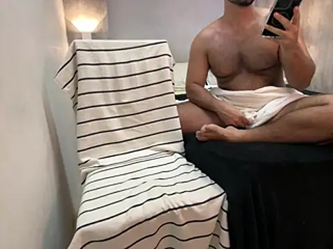 CasadoLutadorBigStuds' Webcam Show