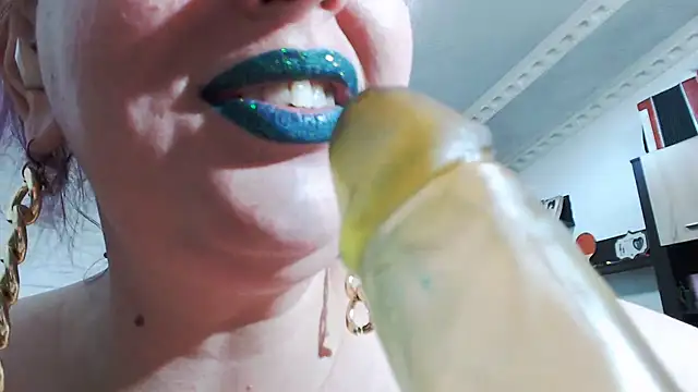 piticaforever's Live XXX Chat