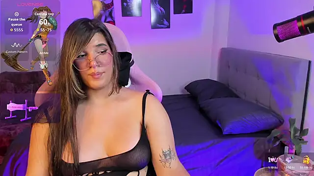 Valen_with_pussy 现场XXX聊天