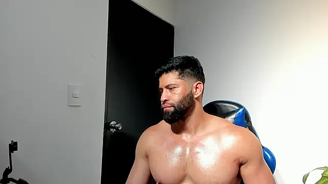 RikyAaron XXX чат на живо