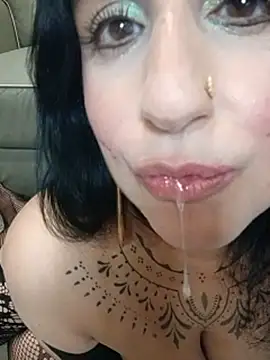 FaraGreen's Live XXX Chat