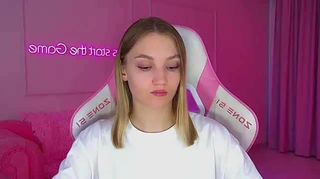 StacyEvances XXX чат на живо