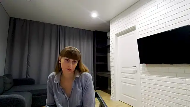 Daniella_Lorente 现场XXX聊天