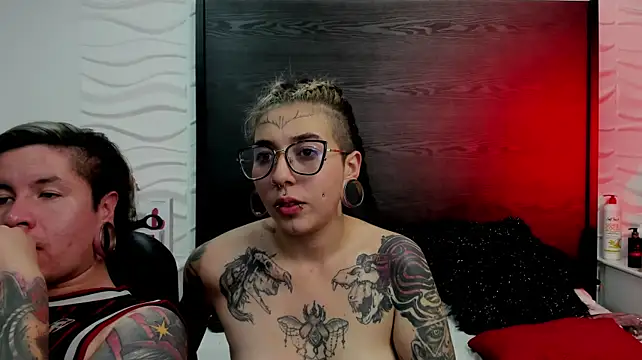 Chat XXX ao vivo de inkedsinners_