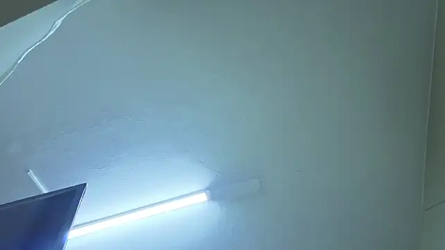 Živý XXX chat mia_adams_bm