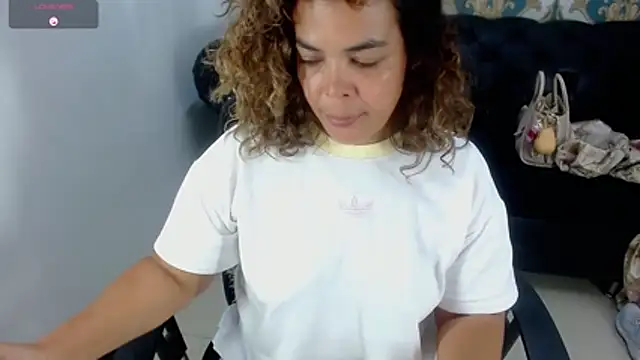 Živý XXX chat Abril_Beltran_