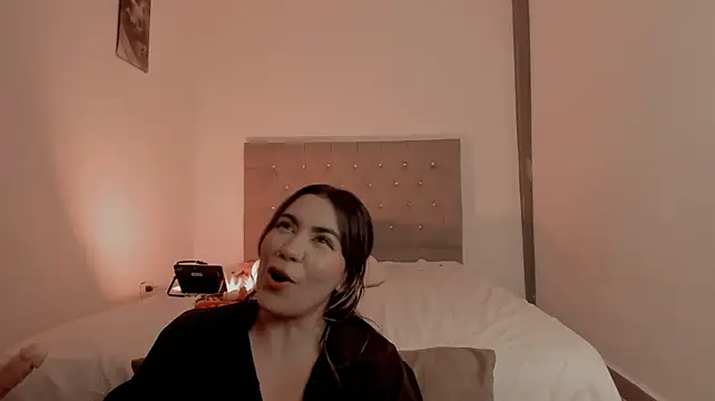 Živý XXX chat Dakotaheat
