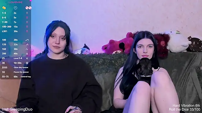 XXX chat uživo modela SleepingDuo