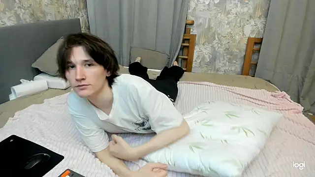 Chatroom XXX en direct de Ash_Foxglove