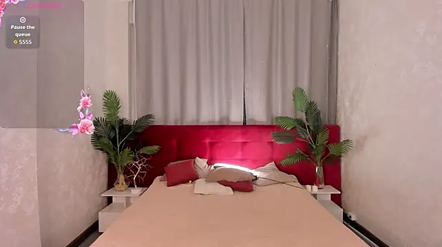 Lessi_Panic Adlı Modelin Canlı XXX Sohbeti