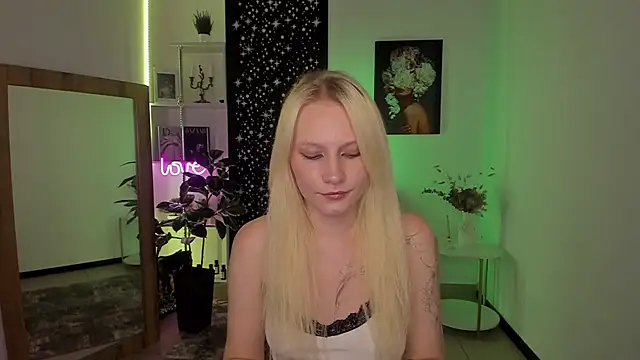 ElodieRenaud – Live XXX-chat