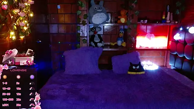 MidoriQuiinn's Live XXX Chat