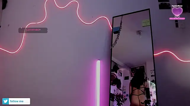 Czat XXX na żywo – Sara_Foxx1