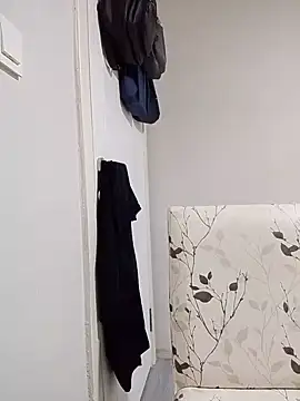 Defne0734 Adlı Modelin Canlı XXX Sohbeti