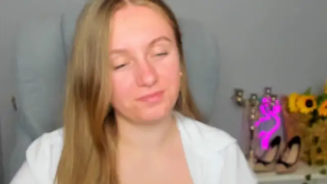 Chat XXX en directo de Marisha_Cute