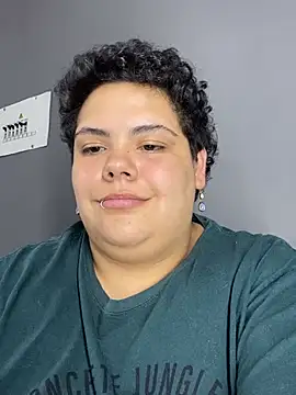 دردشة Hailey_Curvy الجنسية المباشرة
