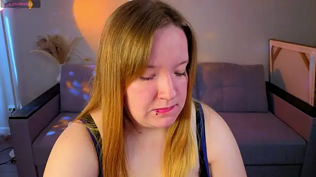 Sophia_Millery Live XXX-Chat