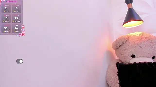 zaira_skinny élő XXX-chatje