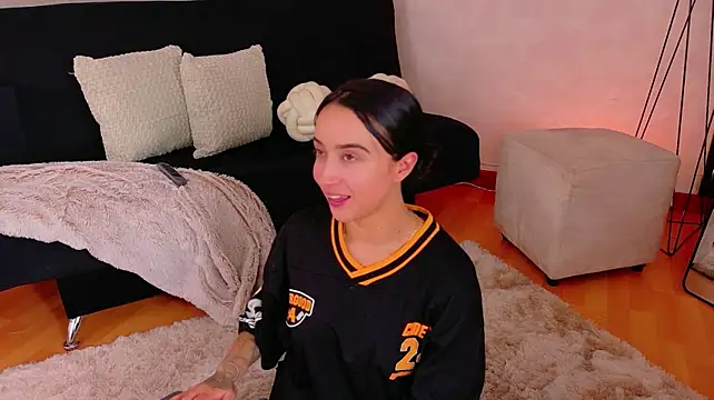 EmmyEvans1 Chat XXX live