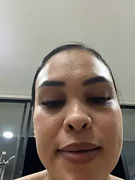 FOX_LATINA 现场XXX聊天