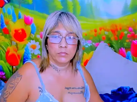 Živý XXX chat indianroxy