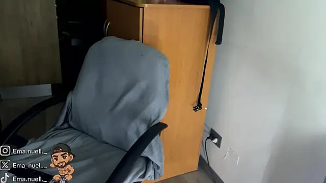 Emanuell__ XXX чат на живо