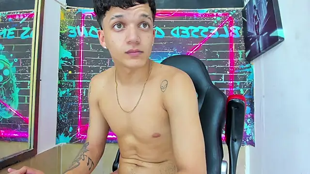 Apolo_Blessed XXX чат на живо