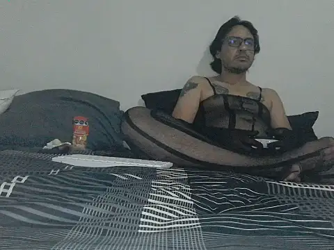 Iscariot19's Live XXX Chat