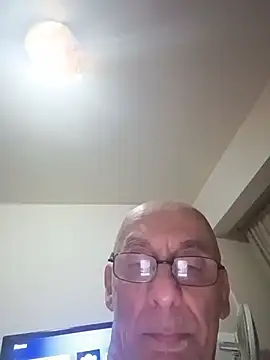 Toby2712のライブXXXチャット