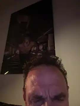 OptimuscleXX XXX чат на живо