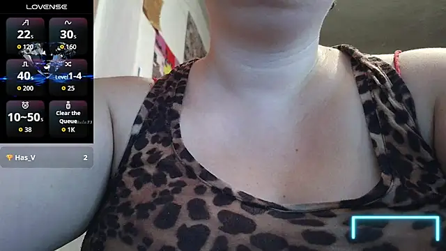 Cora_Maro élő XXX-chatje