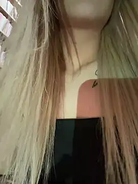 AlyssaFoxx_ Live XXX-chat