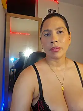 hellensexy's Live XXX Chat