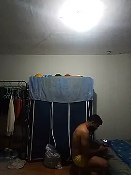 thom_1 라이브 XXX 채팅
