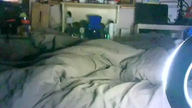 SINC3R3LY_FIR3 Pertunjukan Webcam