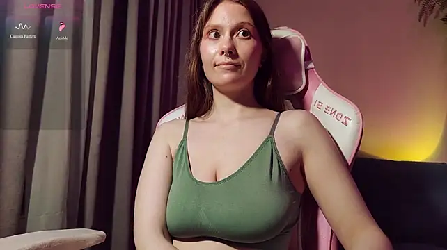 Czat XXX na żywo – Charly_Fox