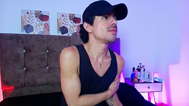 Ethan_Briggs_ 라이브 XXX 채팅