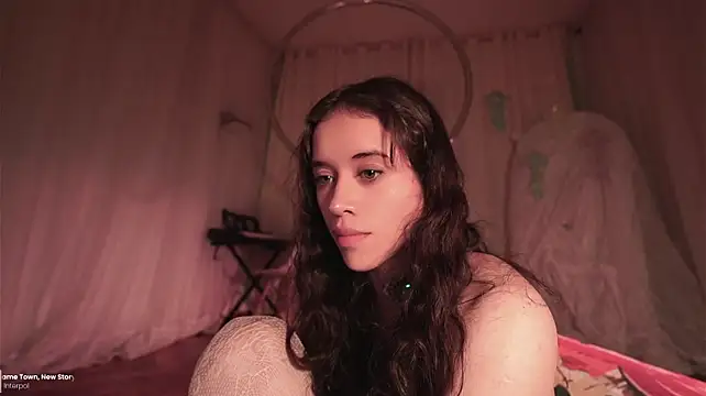 _Avriles_ élő XXX-chatje