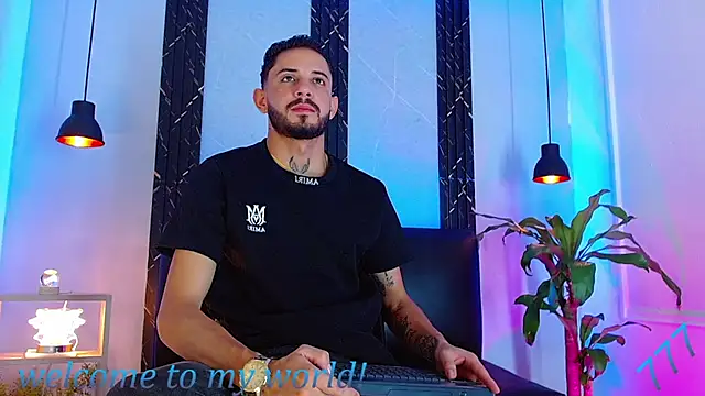 Chat XXX Live Erick_Wall