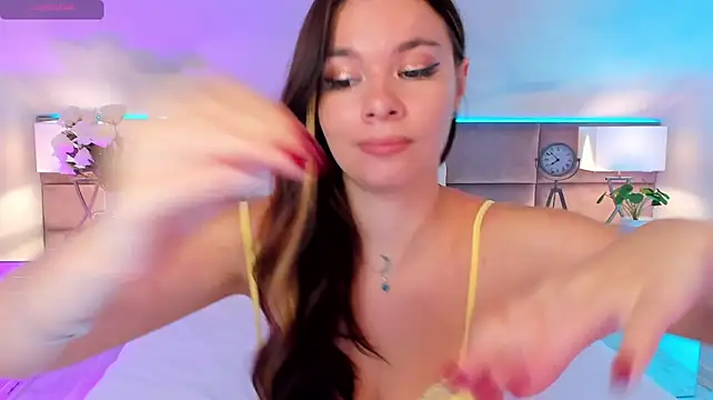 MiaMuse's Live XXX Chat